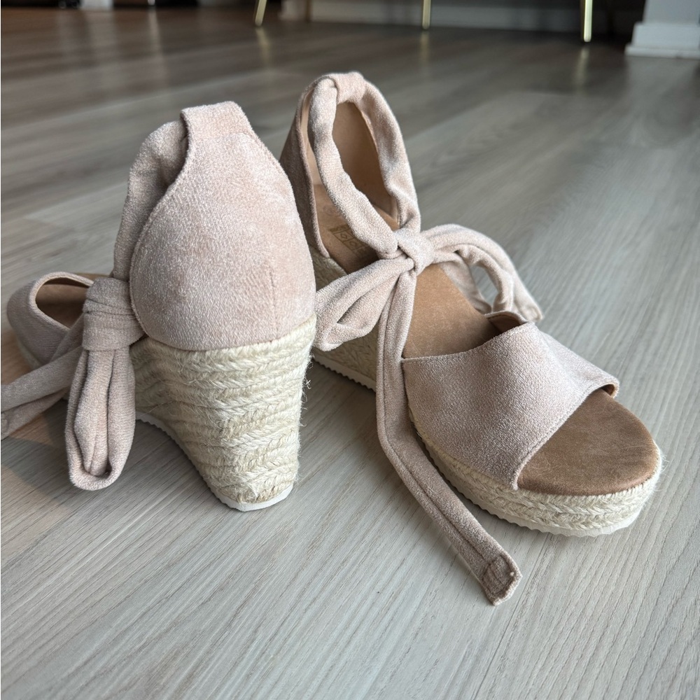 Elegant Tan Espadrille Wedge Sandals